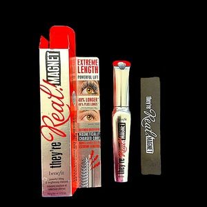 They're Real! Magnet Mascara.